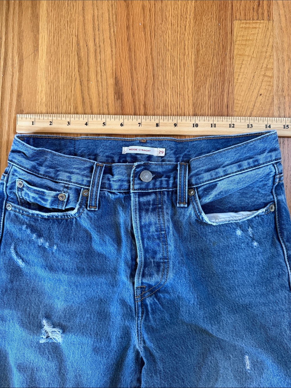Levi’s Selvedge redline Wedgie Straight 29 woman’s jeans - Picture 3 of 9